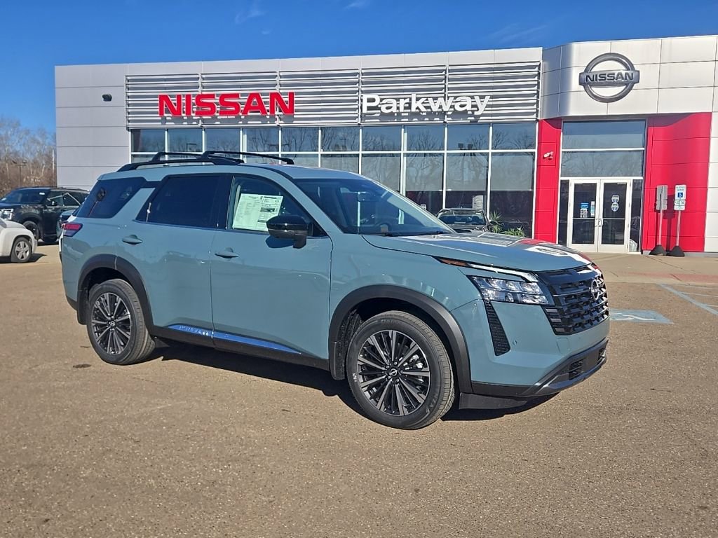 New 2026 Nissan Pathfinder Platinum