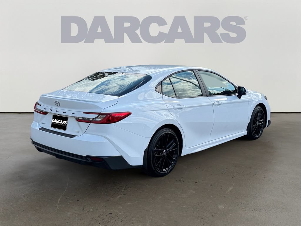 Used 2026 Toyota Camry SE w/ Convenience Package FWD image 7