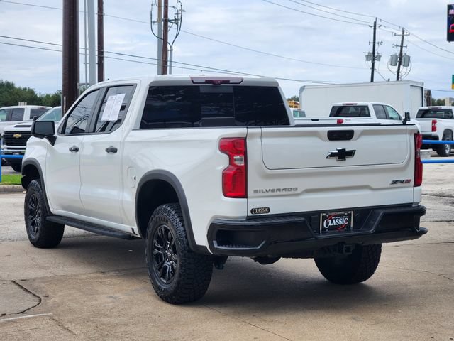 Used 2023 Chevrolet Silverado 1500 ZR2 w/ Technology Package AWD/4WD image 5