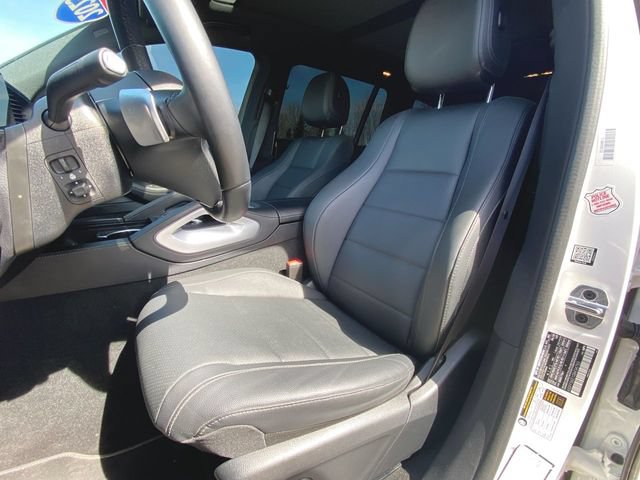 Used 2025 Mercedes-Benz GLS 450 4MATIC image 20