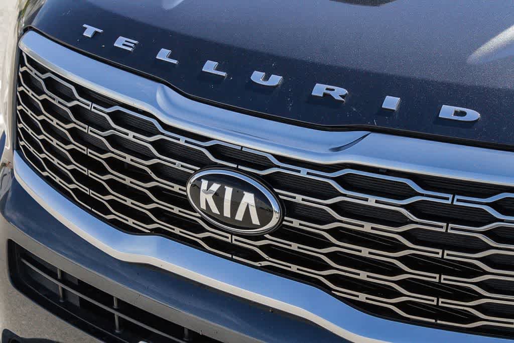 Used 2020 Kia Telluride S FWD image 5