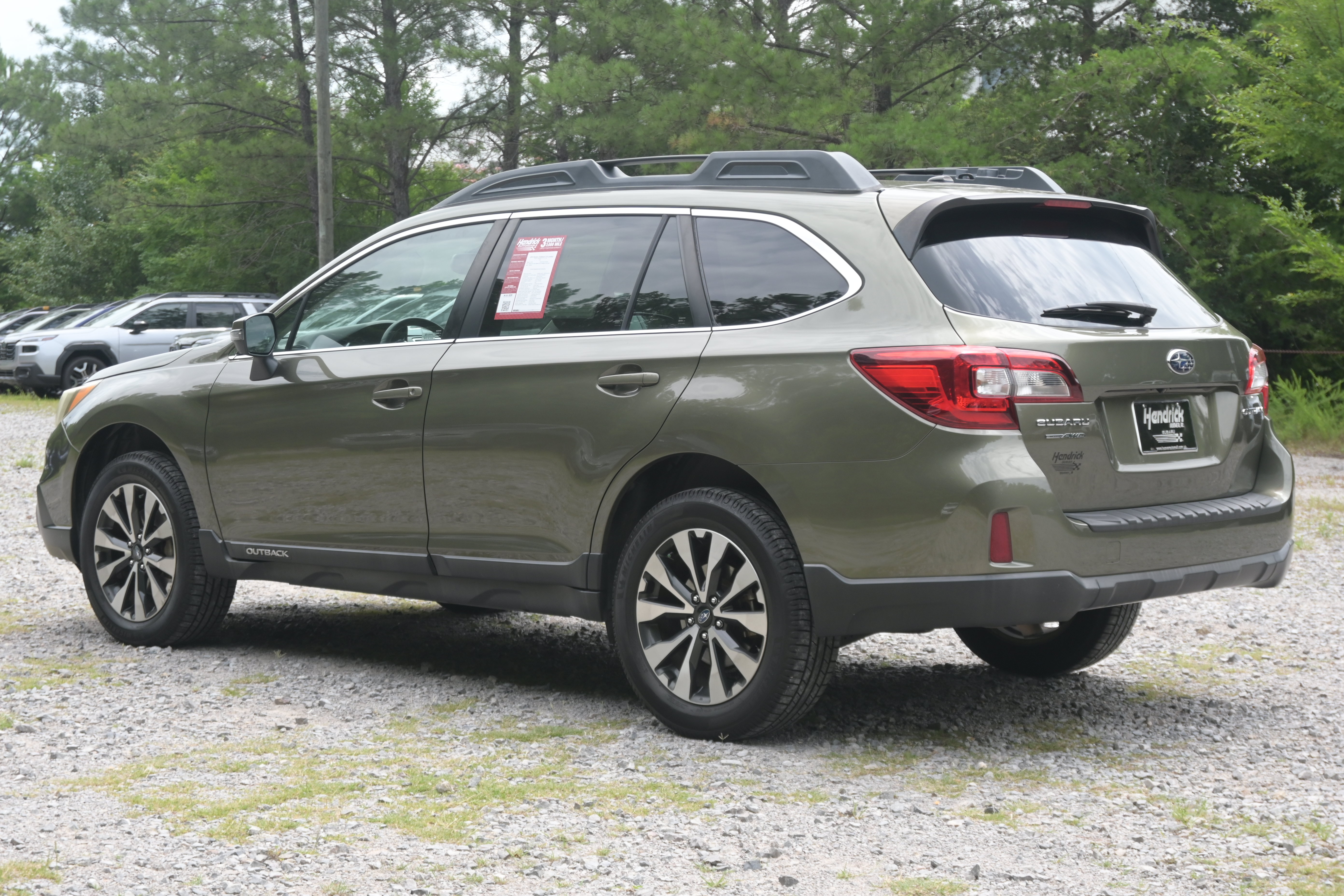 Used 2015 Subaru Outback 2.5i Limited AWD/4WD image 7