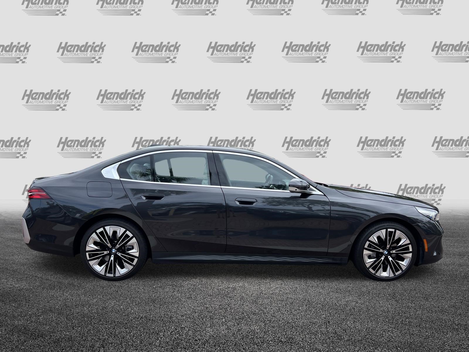 Certified 2026 BMW 540i xDrive AWD/4WD image 11