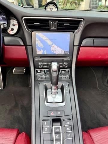 Used 2018 Porsche 911 Carrera 4 GTS image 19