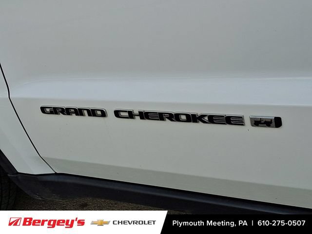Used 2022 Jeep Grand Cherokee Laredo X AWD/4WD image 33