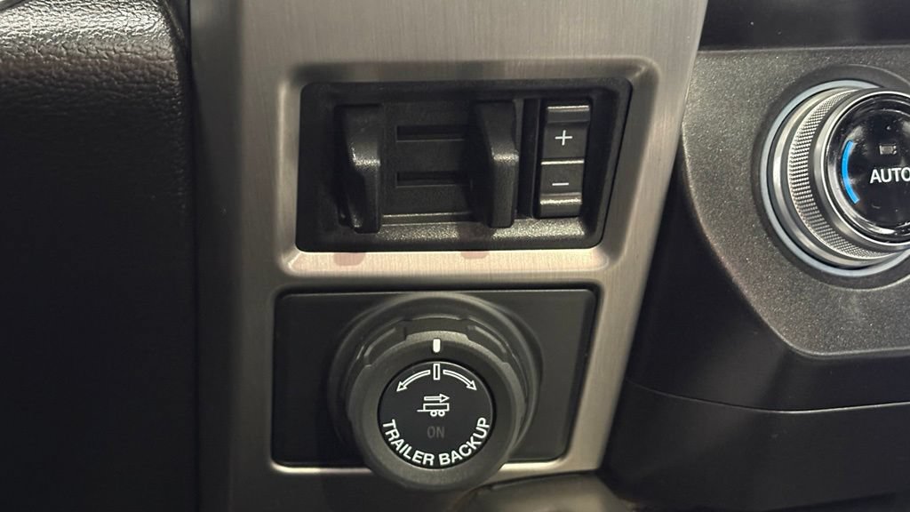 Used 2020 Ford F350 4x4 Crew Cab Super Duty image 44
