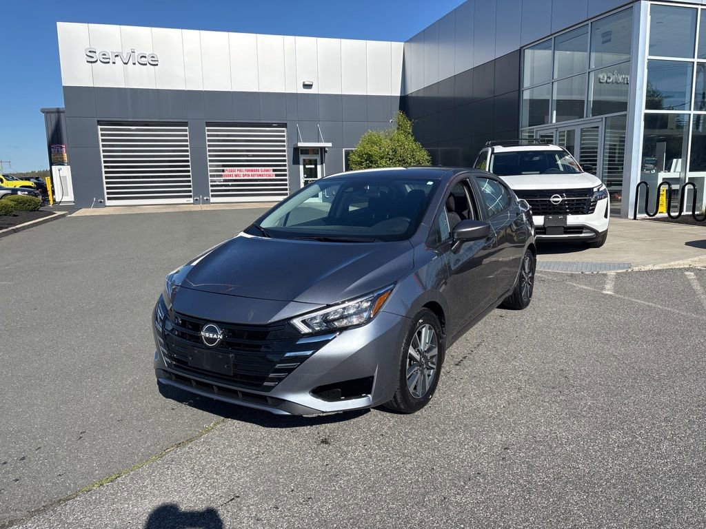 Used 2025 Nissan Versa SV w/ Trunk Package FWD image 3