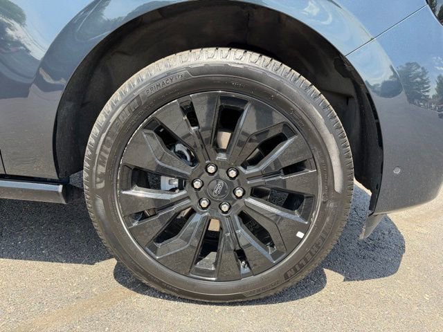Used 2025 Ford Expedition Max Platinum w/ Stealth Appearance Package AWD/4WD image 27