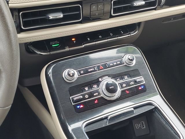 Certified 2023 Lincoln Nautilus FWD w/ Premium Package image 21