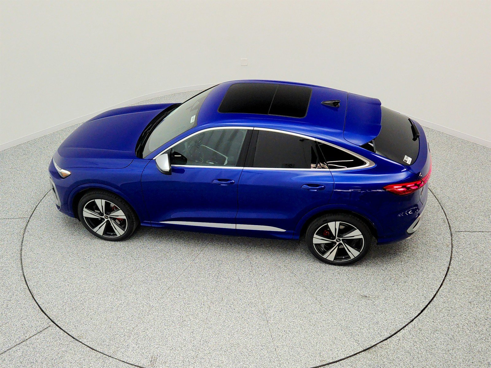New 2026 Audi SQ5 Premium Plus AWD/4WD image 23
