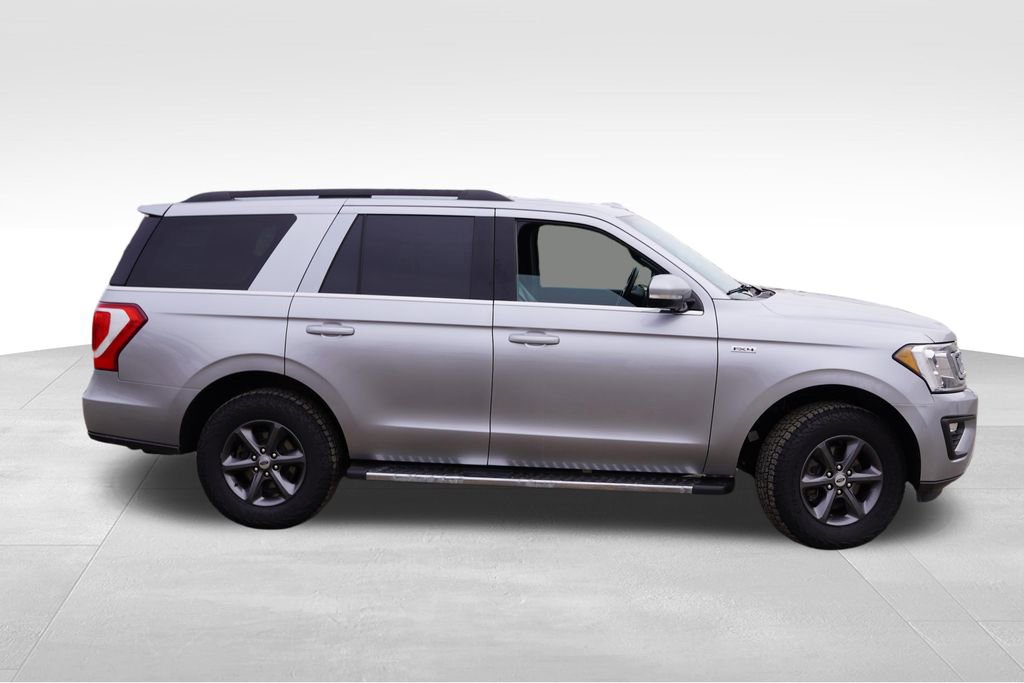 Certified 2021 Ford Expedition XLT image 3
