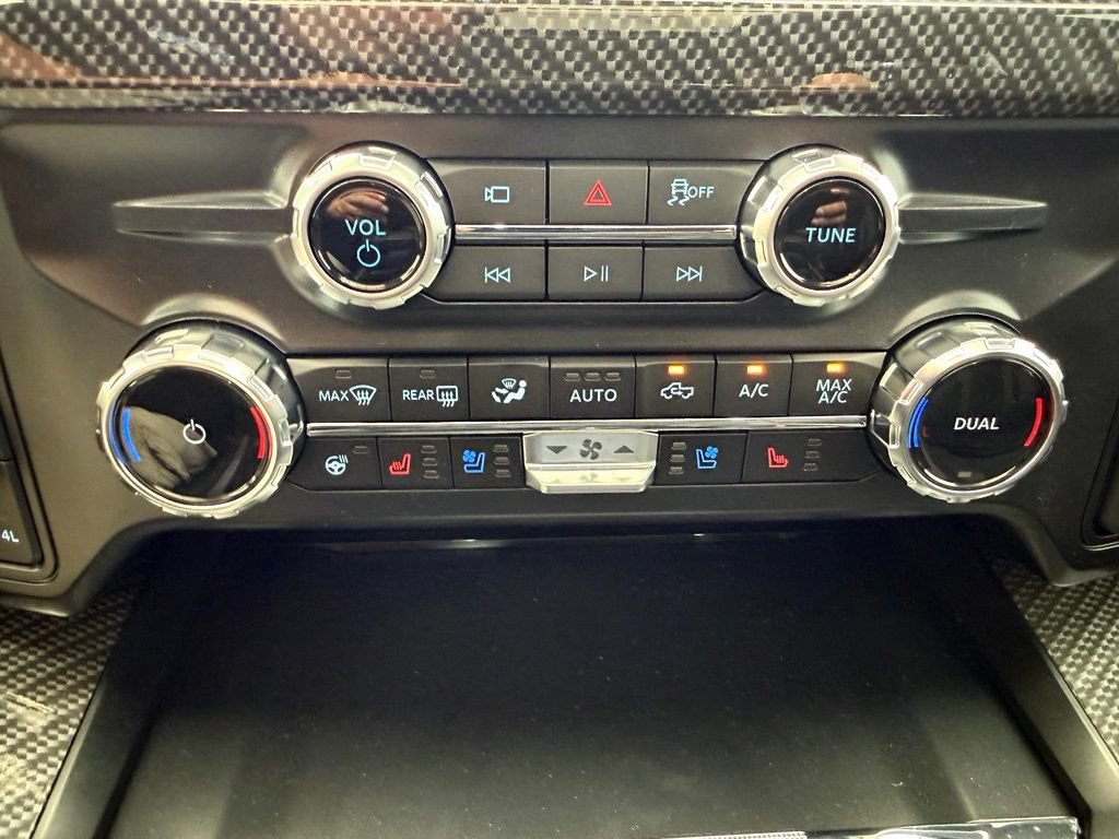New 2026 Ford F250 Lariat w/ Black Appearance Package AWD/4WD image 45
