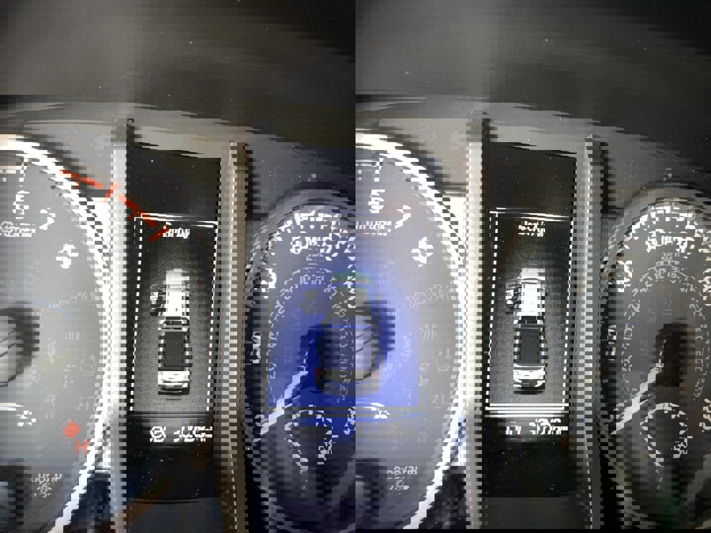 Used 2018 Toyota Tacoma Limited image 12