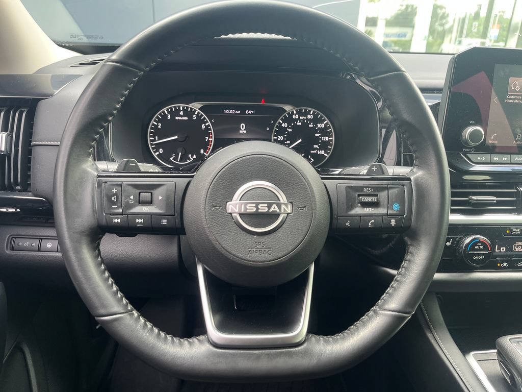 Used 2022 Nissan Pathfinder SV FWD image 16