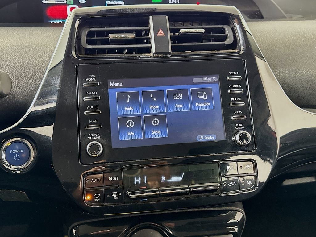 Used 2020 Toyota Prius LE image 11