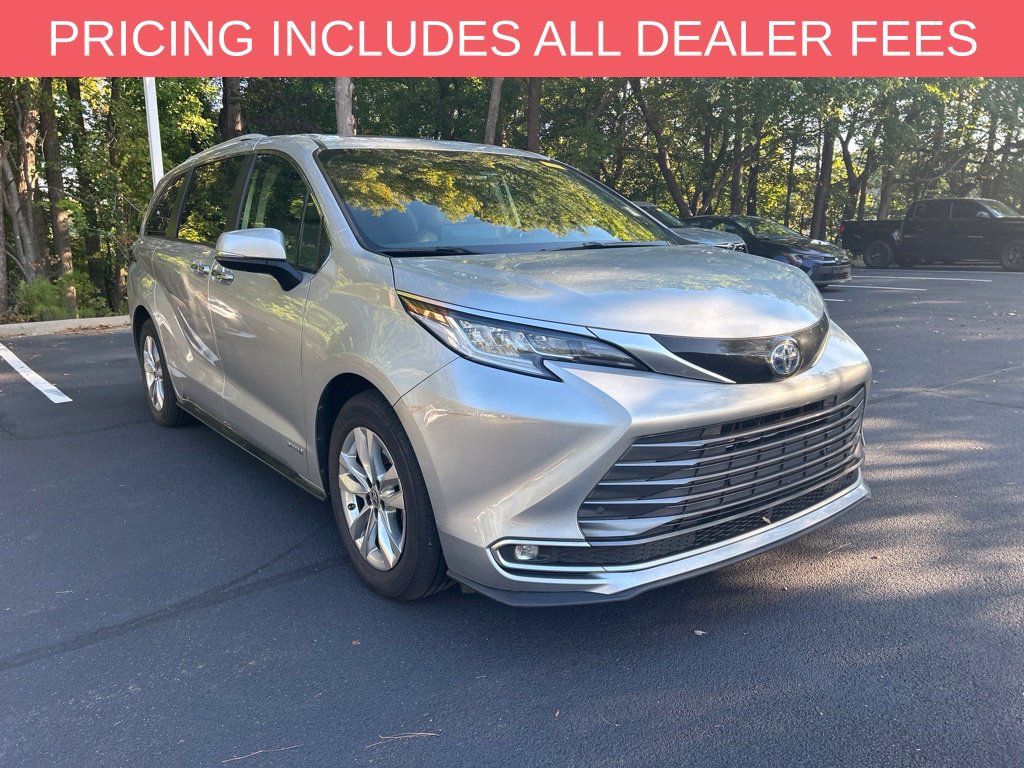 Used 2021 Toyota Sienna Limited FWD image 1