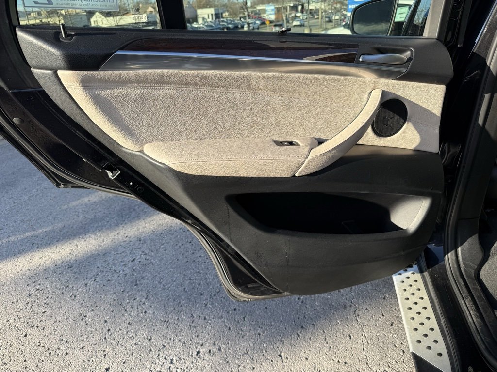 Used 2011 BMW X5 xDrive35i image 32