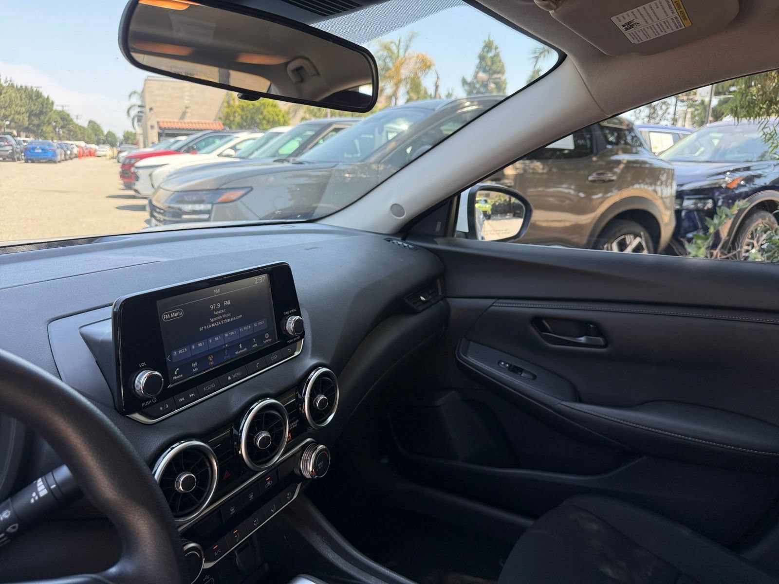 Used 2025 Nissan Sentra S FWD image 32