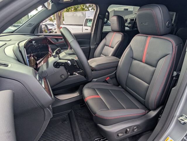 Used 2026 Chevrolet Traverse RS image 6