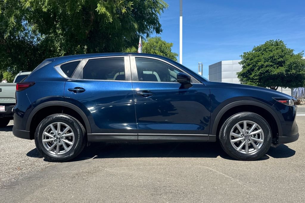 Used 2022 MAZDA CX-5 AWD 2.5 S w/ Preferred Package image 2