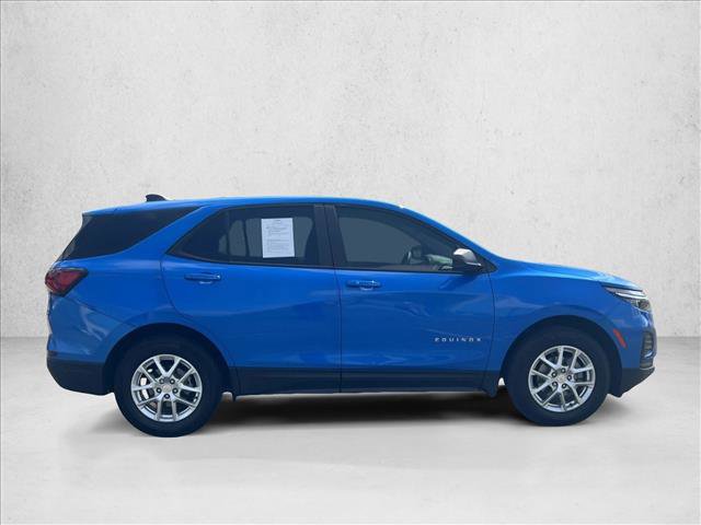 Used 2024 Chevrolet Equinox LS w/ LS Convenience Package image 4