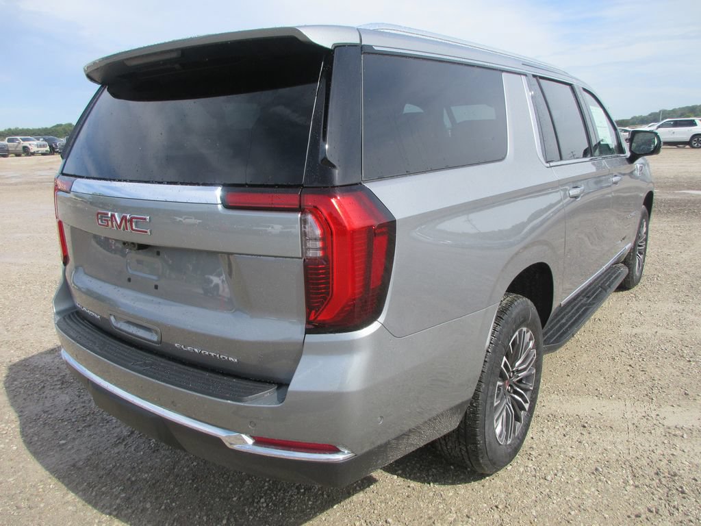 New 2026 GMC Yukon XL Elevation w/ Elevation Premium Package AWD/4WD image 4