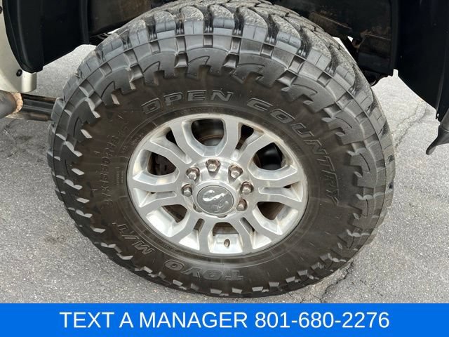 Used 2017 RAM 3500 Laramie w/ Convenience Group AWD/4WD image 9