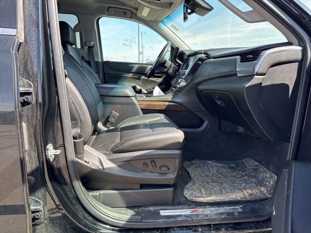 Used 2020 Chevrolet Tahoe LT w/ Z71 Midnight Edition image 12