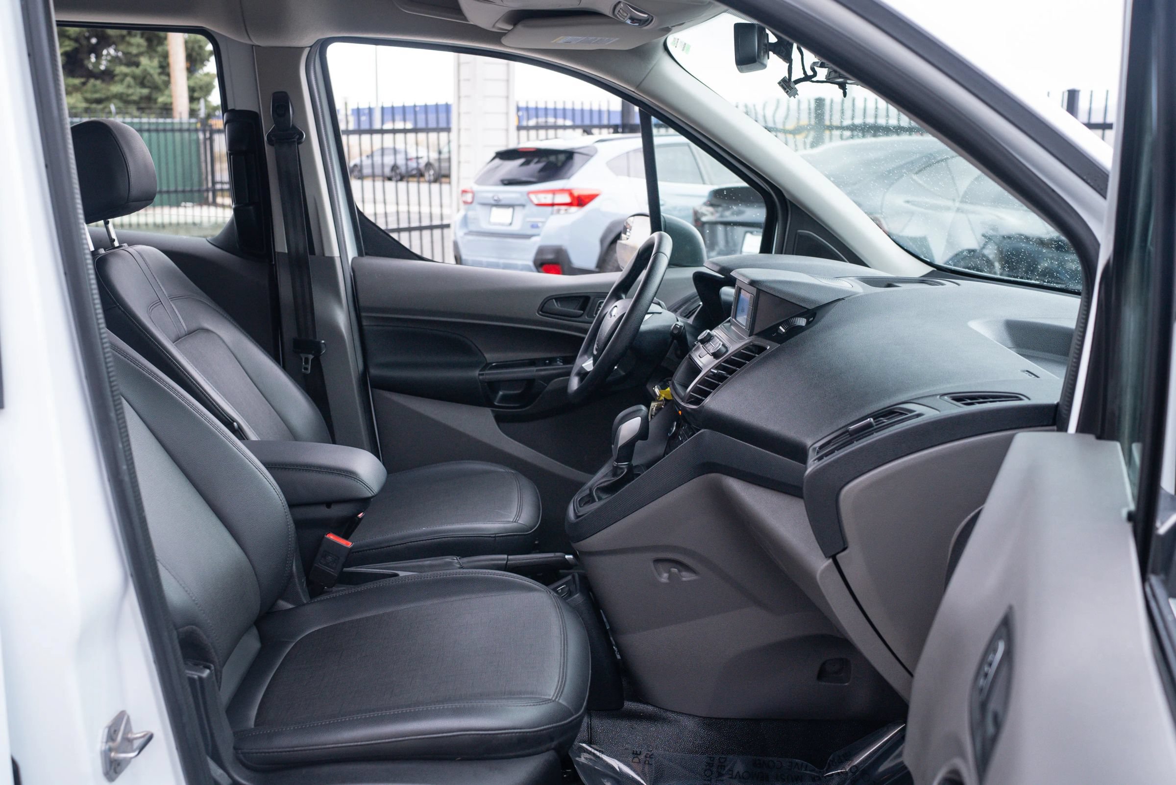 Used 2023 Ford Transit Connect XL FWD image 24