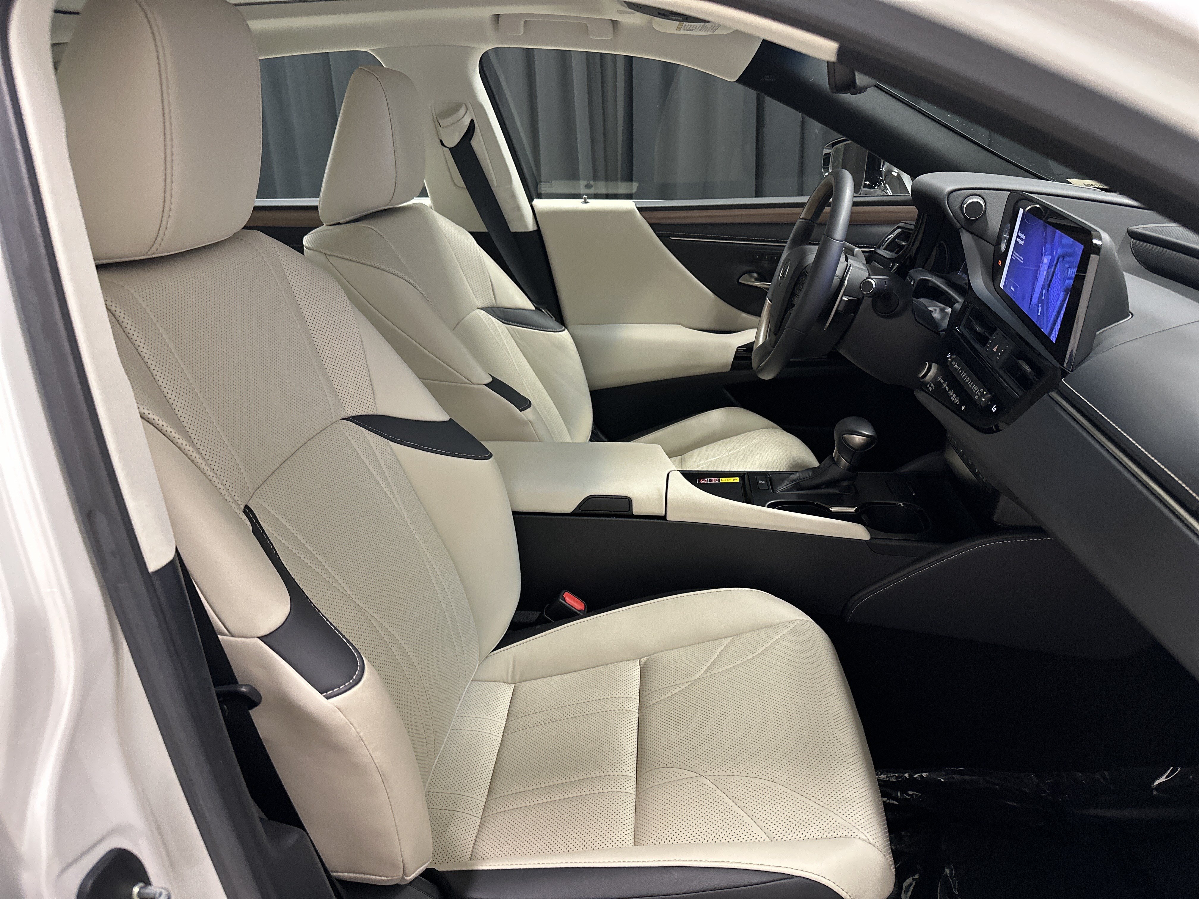 Used 2023 Lexus ES 350 w/ Accessory Package (Z2) FWD image 33