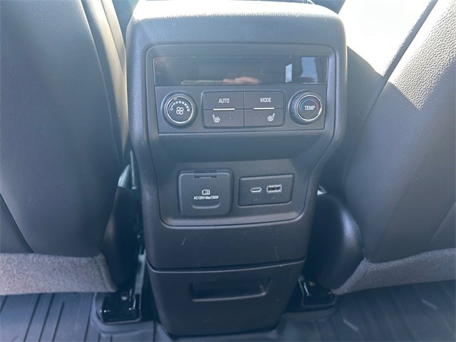 Used 2021 GMC Acadia AT4 w/ Technology Package image 29