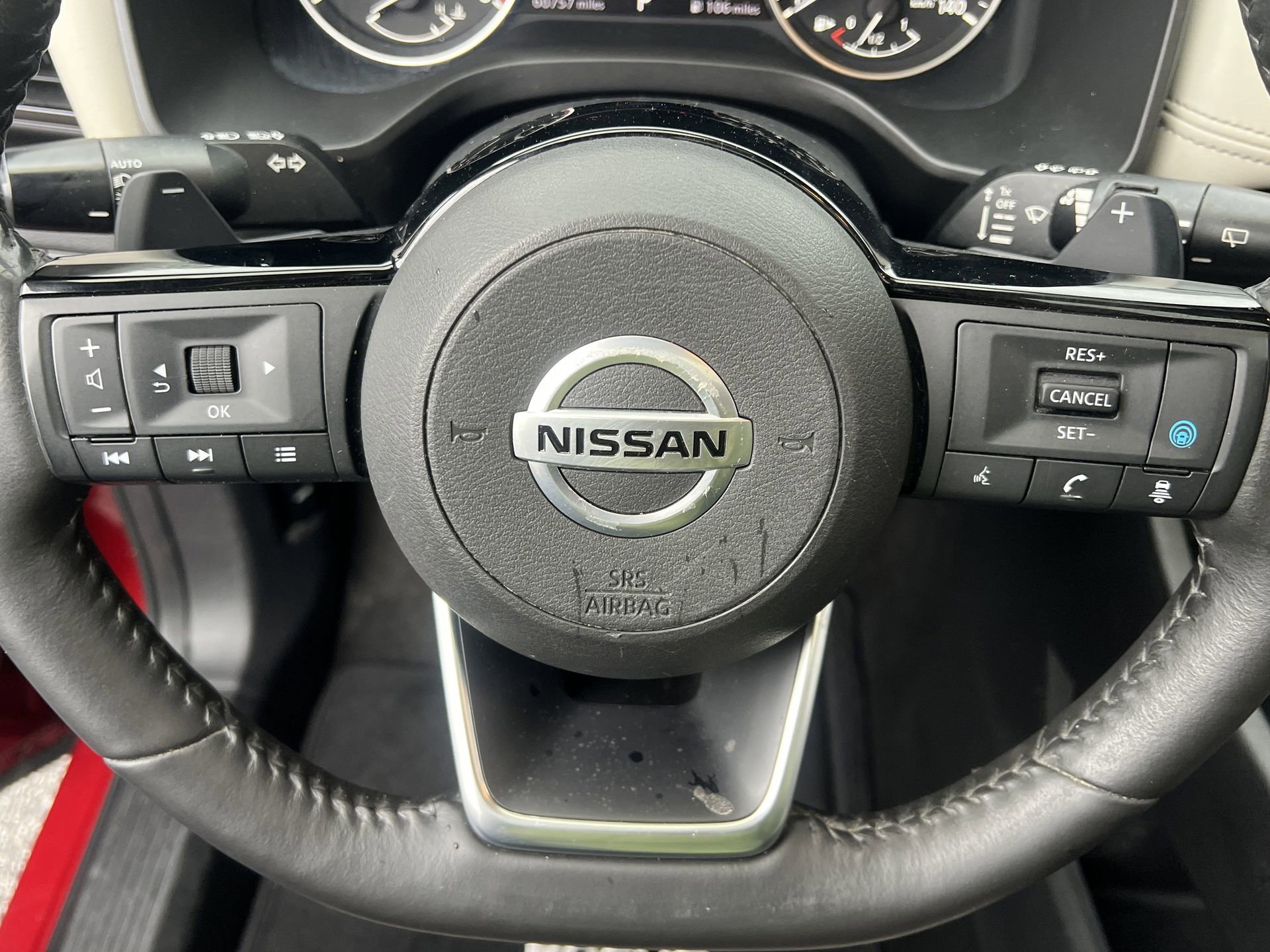 Used 2021 Nissan Rogue SV w/ Premium Package image 8