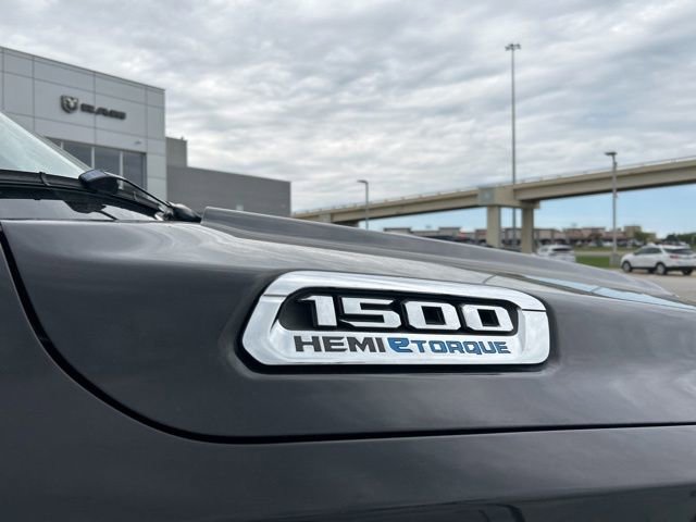Used 2021 RAM 1500 Big Horn RWD image 14