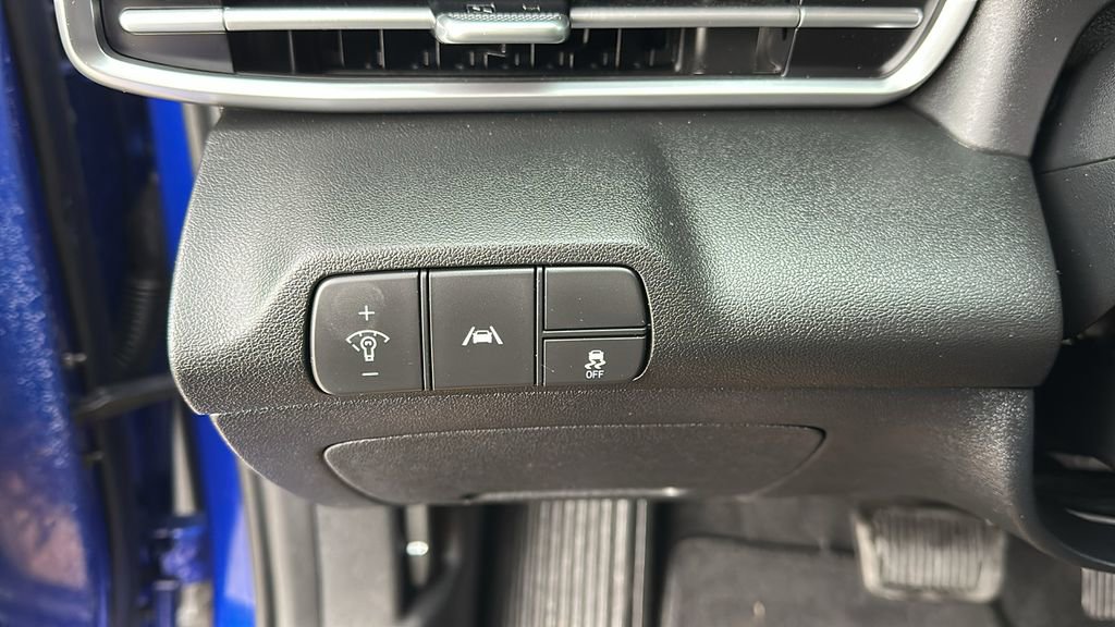 Used 2023 Hyundai Elantra SEL image 20