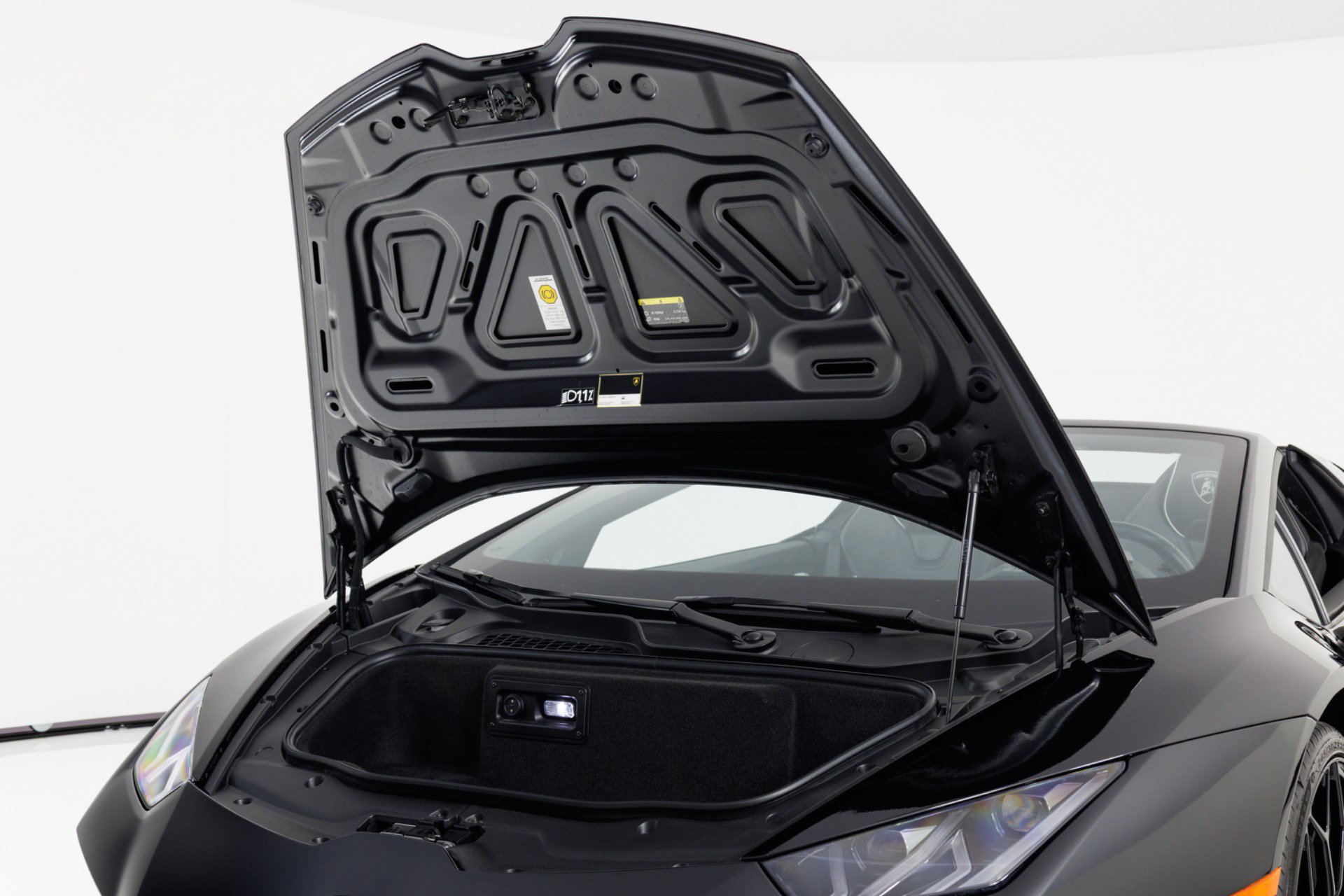 Used 2021 Lamborghini Huracan EVO RWD image 51
