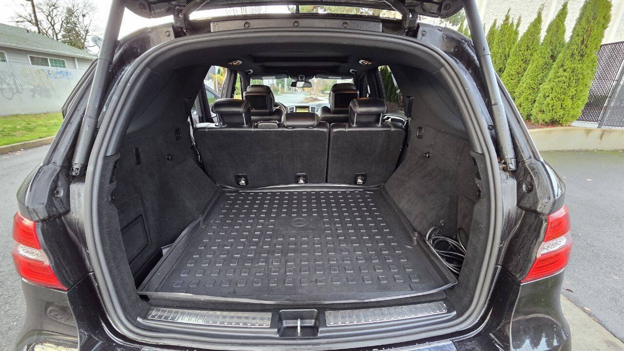 Used 2012 Mercedes-Benz ML 63 AMG 4MATIC image 13