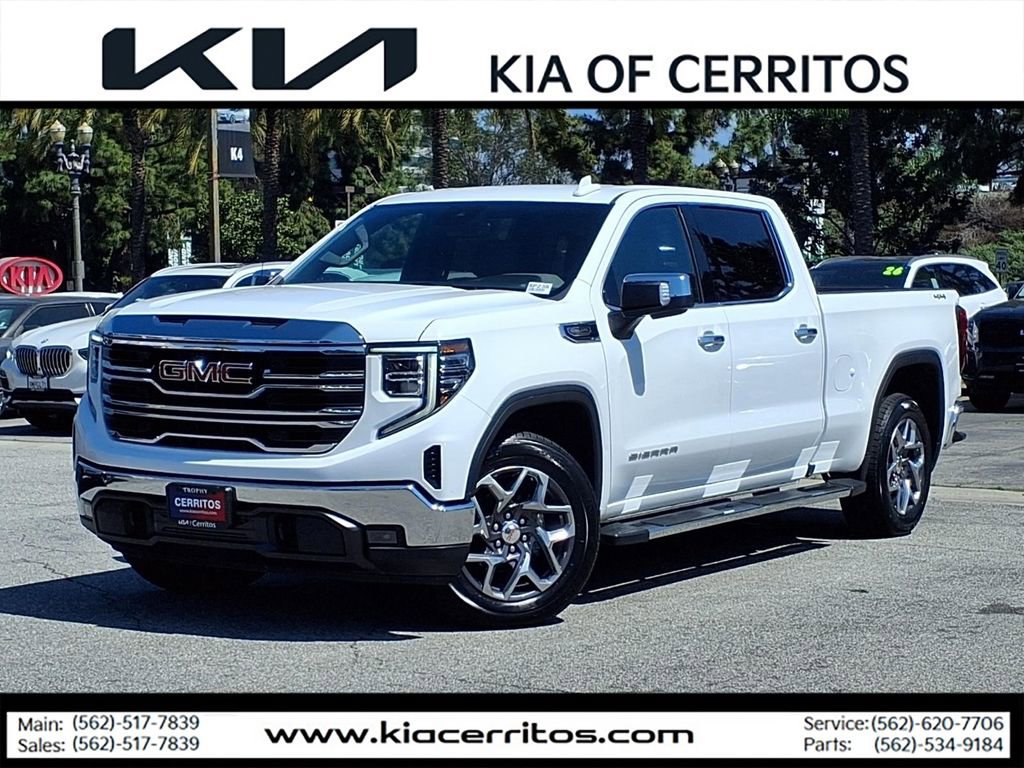 Used 2022 GMC Sierra 1500 SLT w/ SLT Premium Package