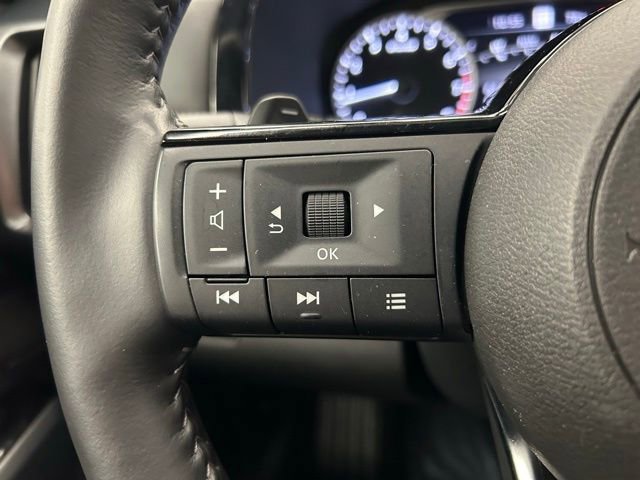 Certified 2024 Nissan Pathfinder SL image 36