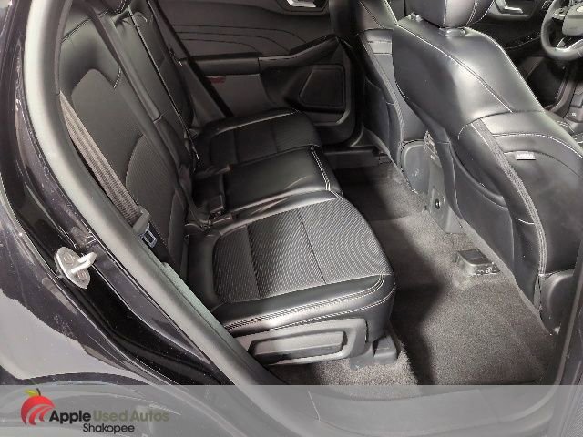 Used 2024 Ford Escape Platinum image 40