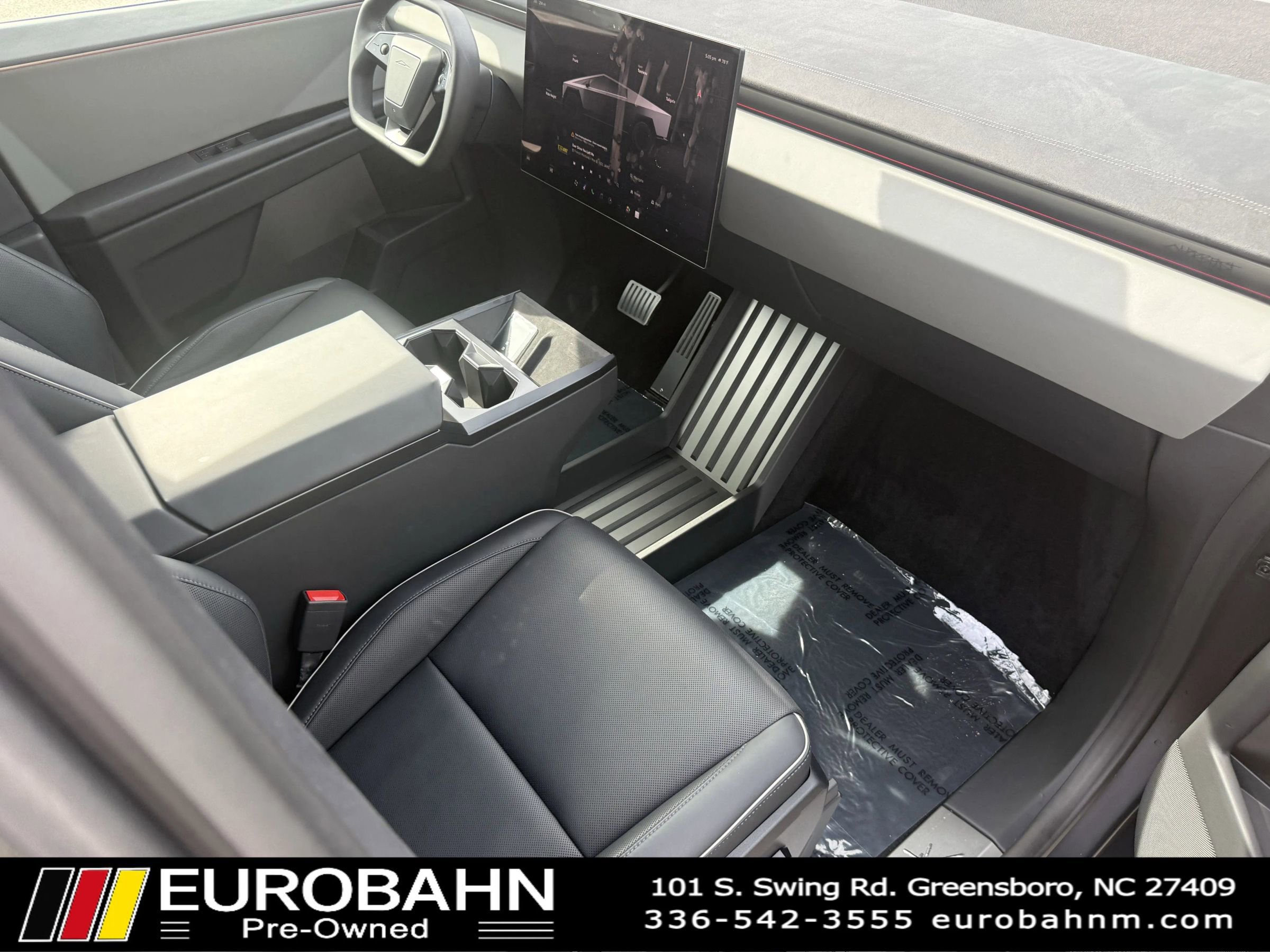 Used 2024 Tesla Cybertruck Cyberbeast AWD/4WD image 25