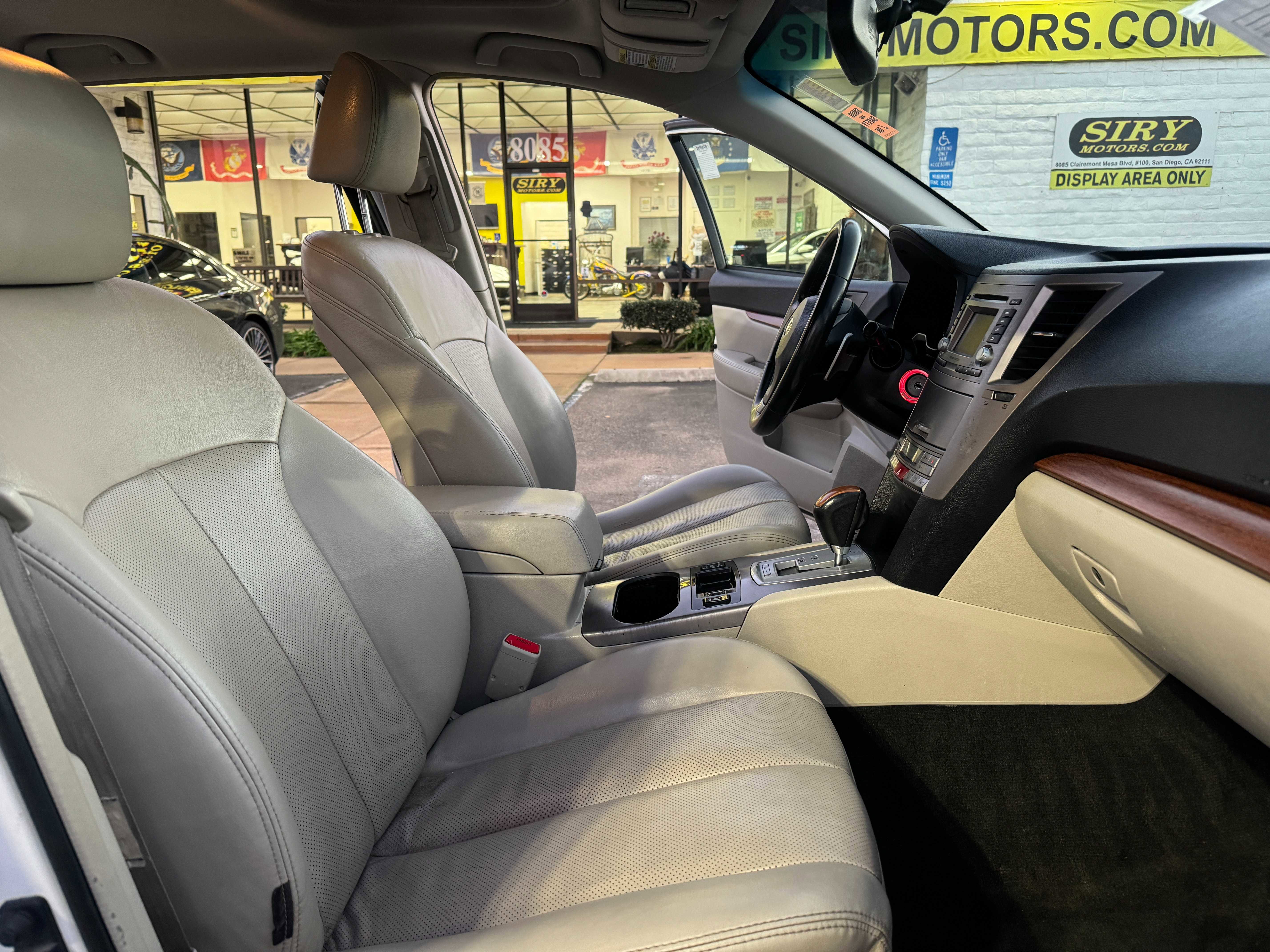 Used 2014 Subaru Outback 2.5i Limited image 10