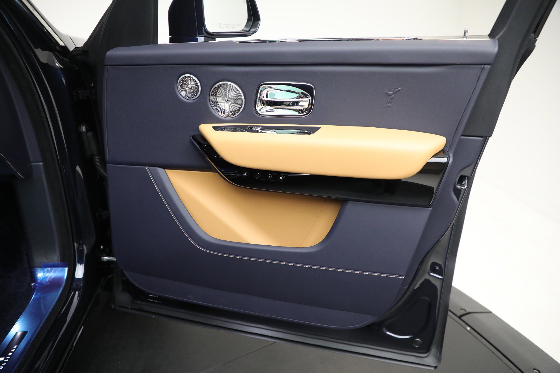 New 2026 Rolls-Royce Cullinan image 27