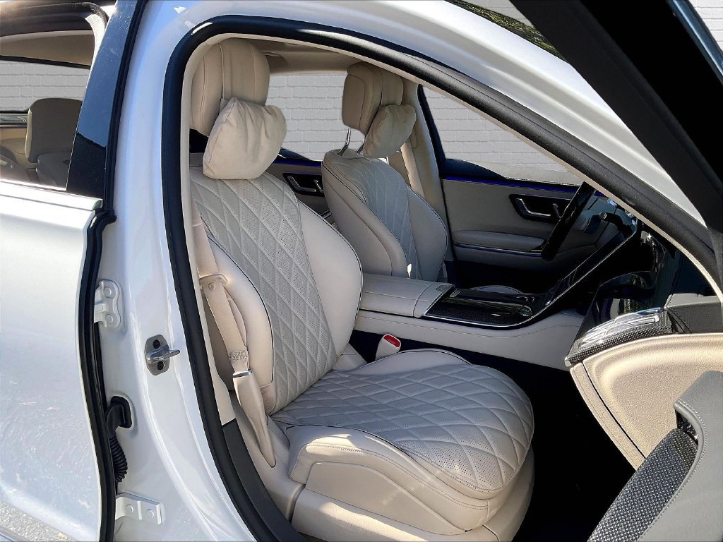 Used 2025 Mercedes-Benz S 580 4MATIC Sedan image 24