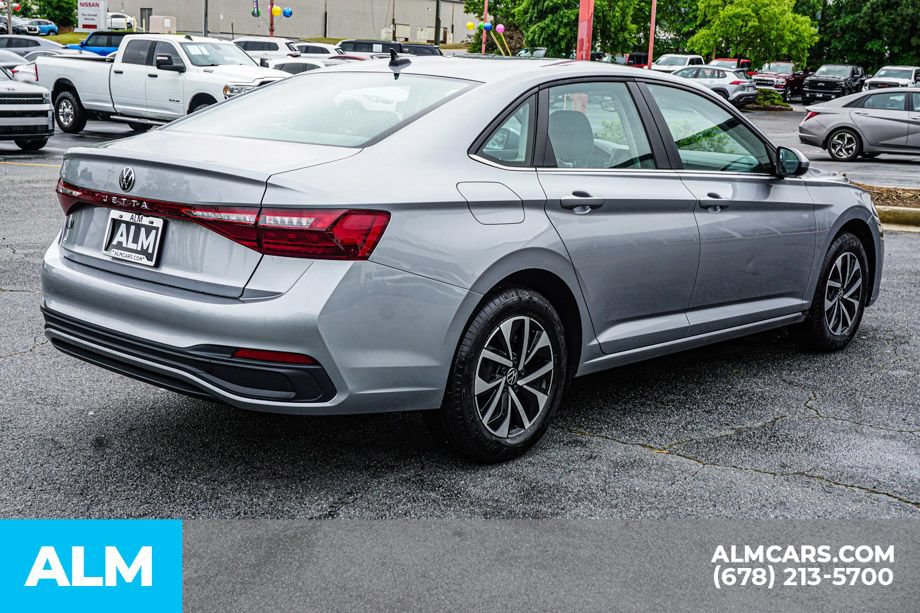 Used 2025 Volkswagen Jetta S FWD image 5