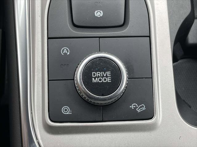 Used 2023 Ford Explorer XLT w/ Equipment Group 202A image 29