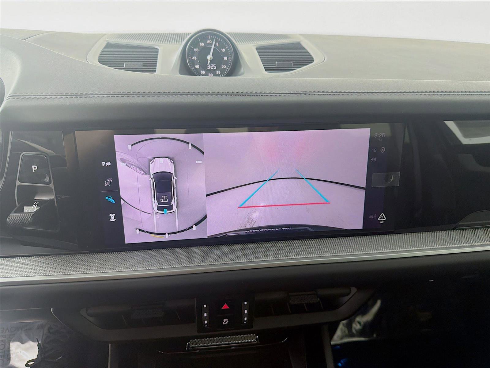 New 2026 Porsche Cayenne Coupe image 18