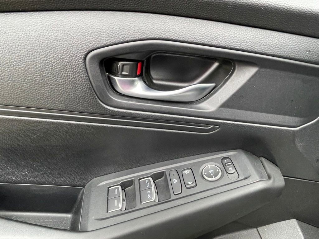 Used 2024 Honda Accord LX image 11