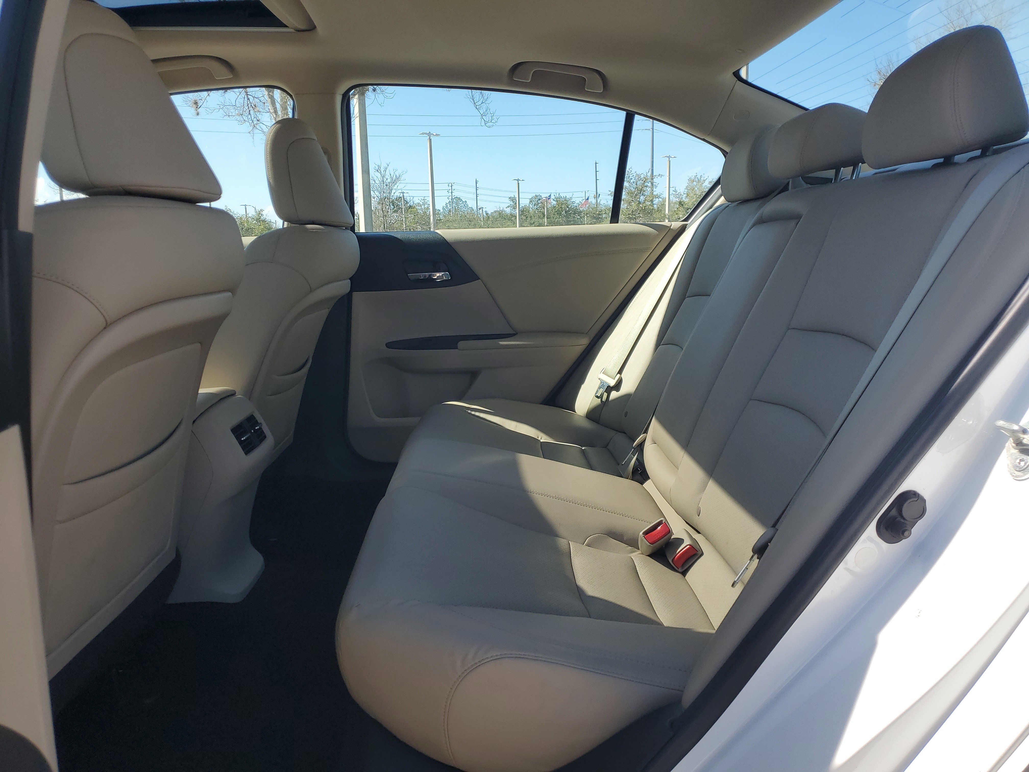 Used 2014 Honda Accord EX-L image 18