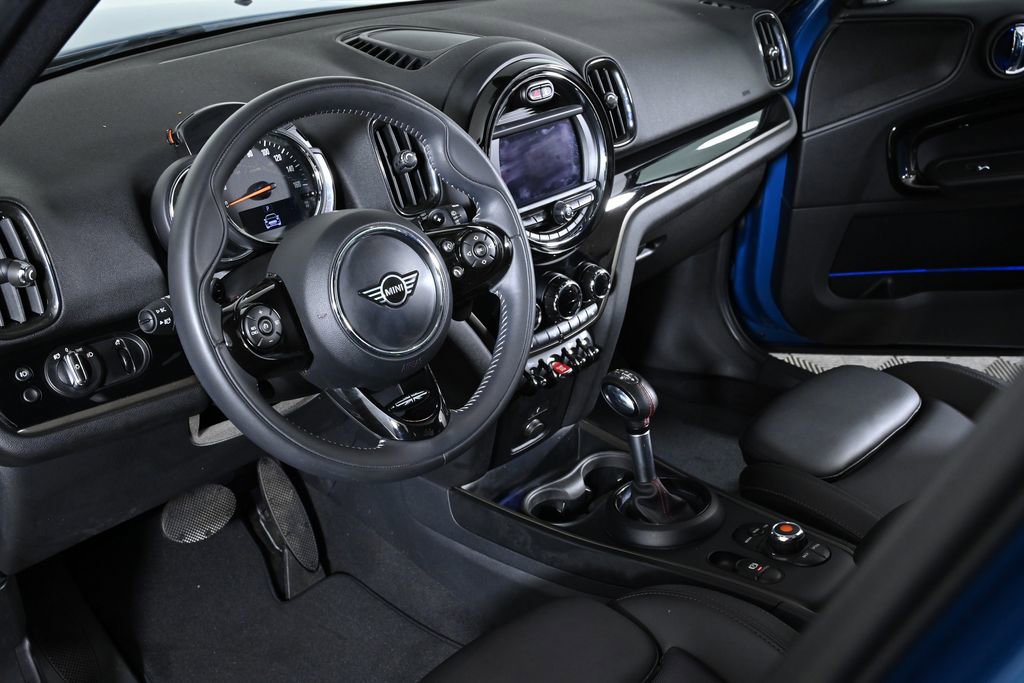 Used 2019 MINI Cooper Countryman S w/ Premium Package image 11