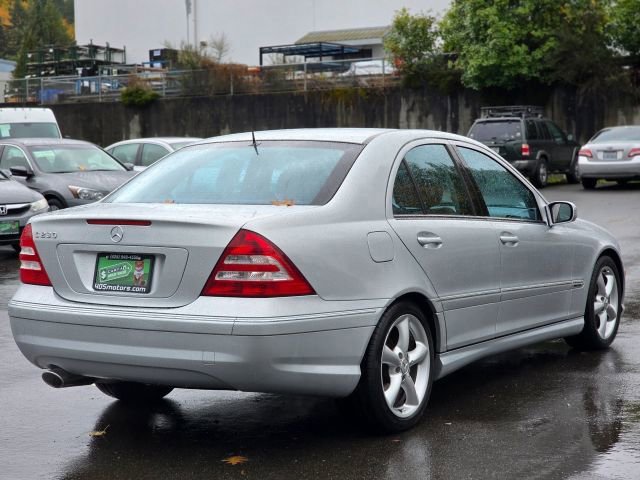 Used 2006 Mercedes-Benz C 230 Sedan image 7